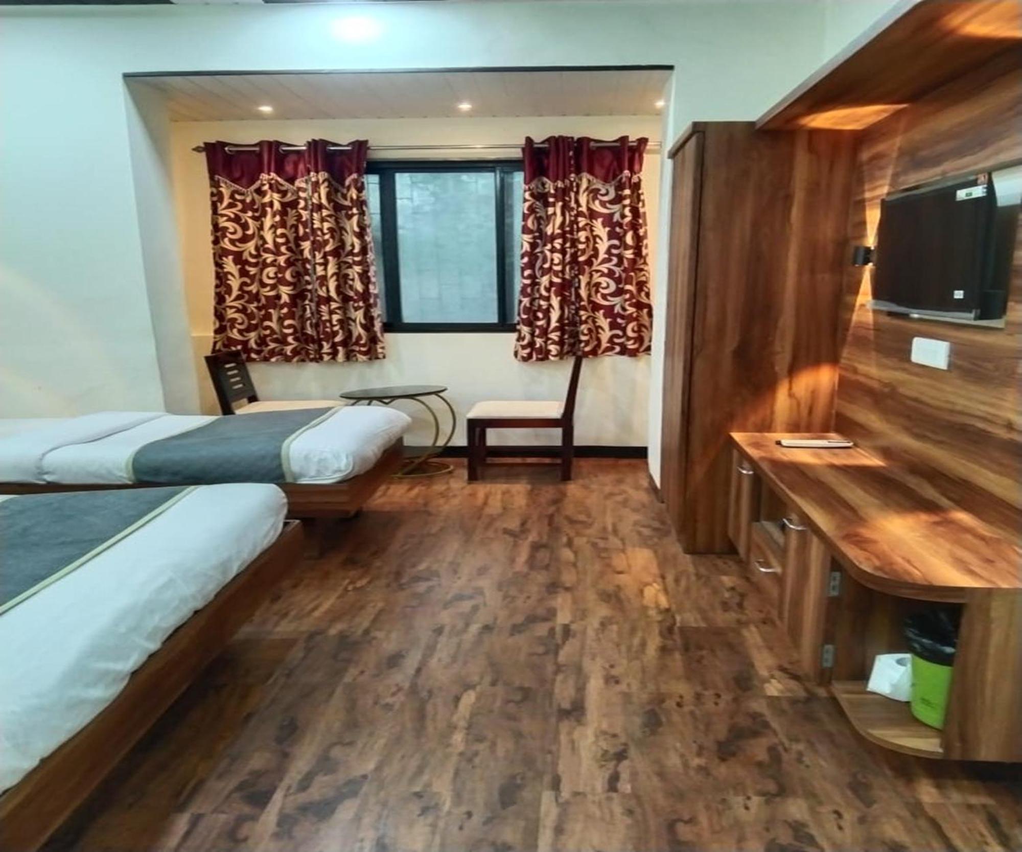 Hotel Air View Near Airport Mumbai Exterior photo